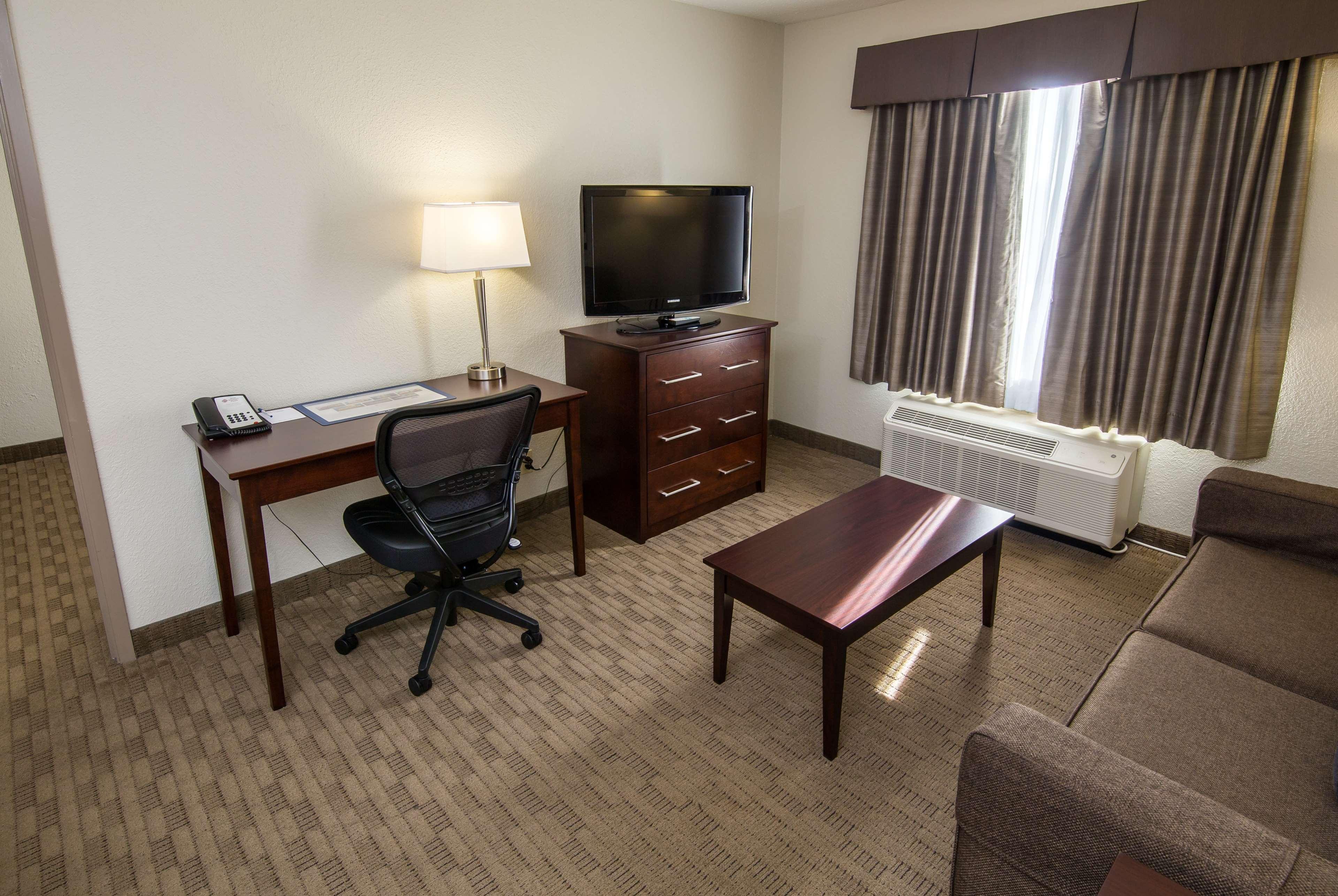 וויניפג Best Western Plus Pembina Inn & Suites מראה חיצוני תמונה