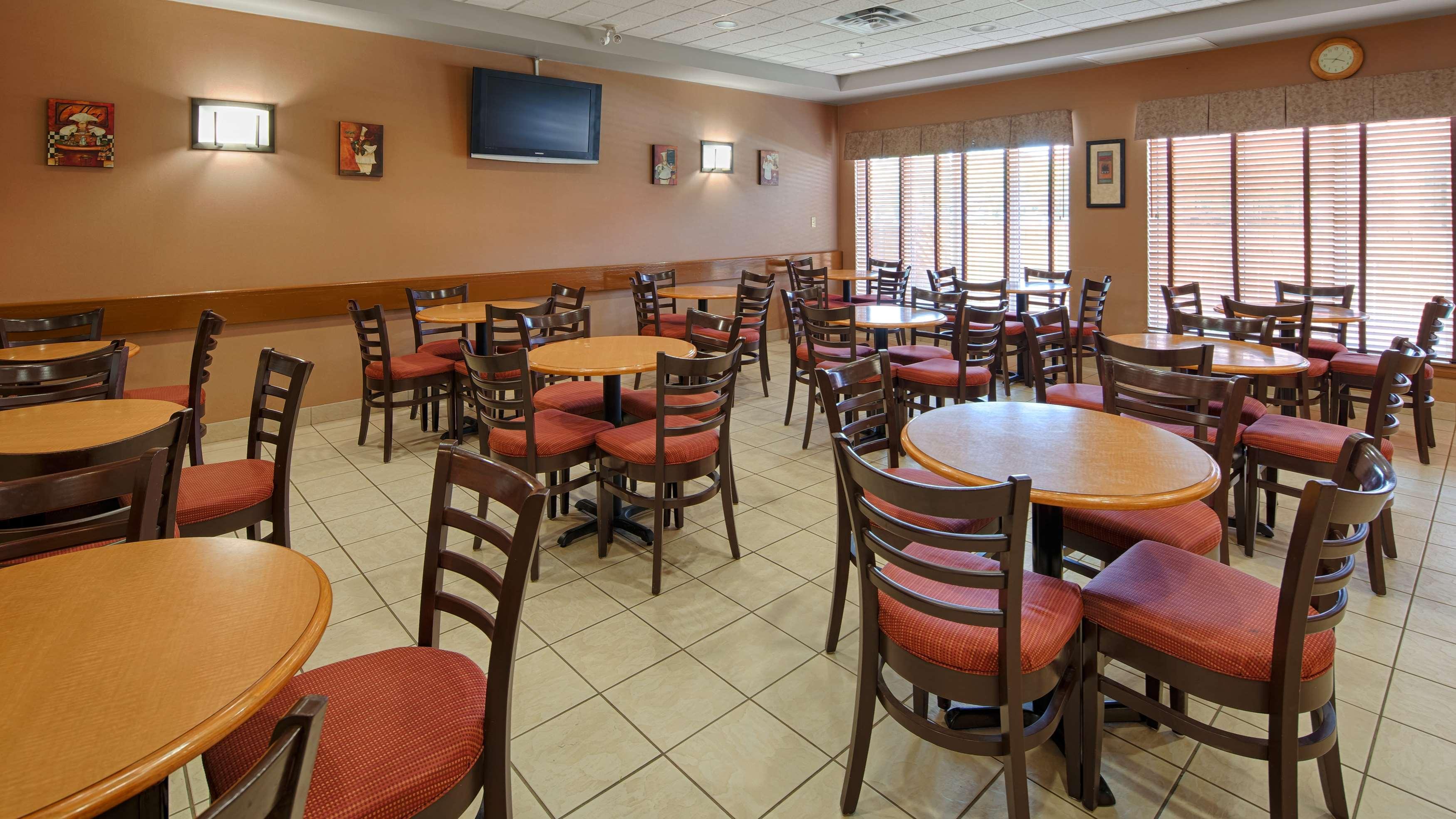 וויניפג Best Western Plus Pembina Inn & Suites מראה חיצוני תמונה