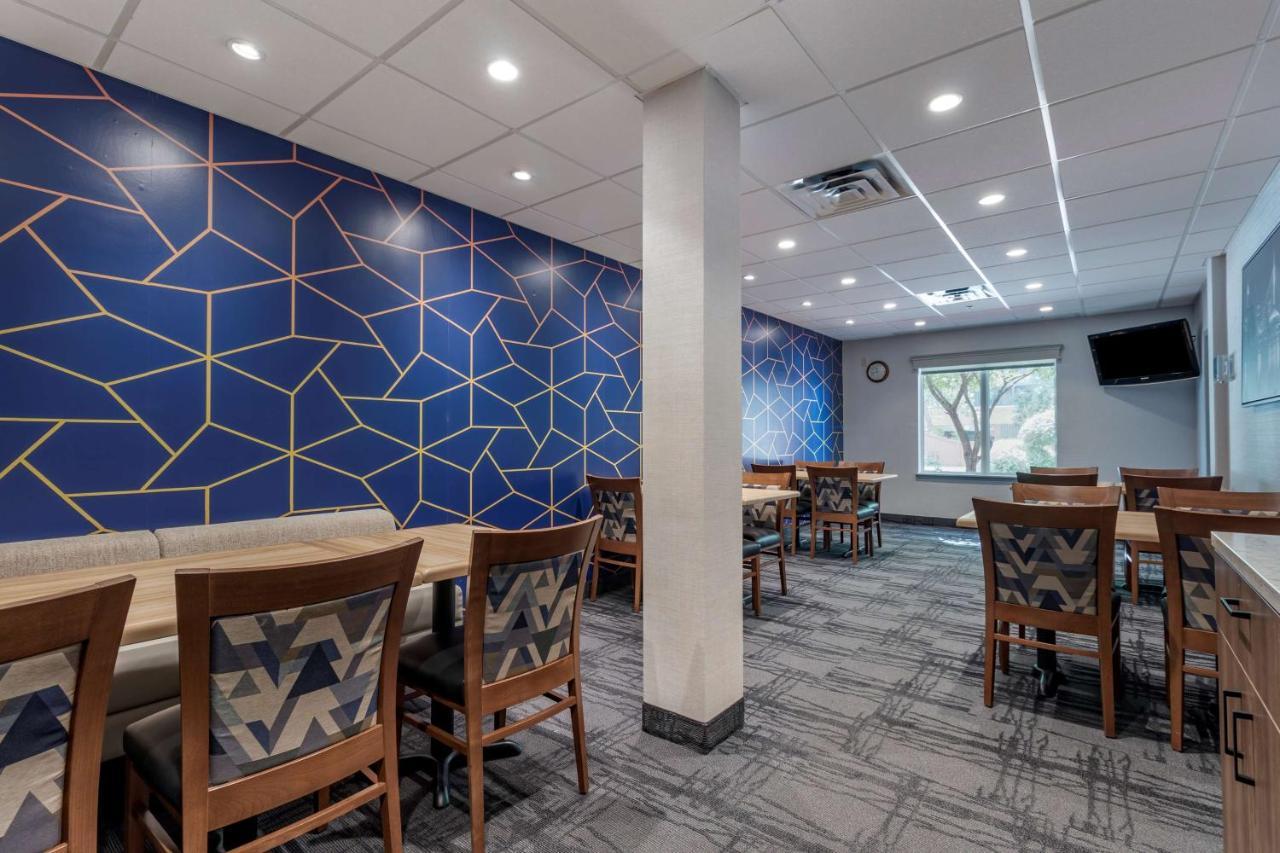 וויניפג Best Western Plus Pembina Inn & Suites מראה חיצוני תמונה